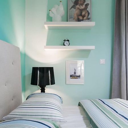 Lux Beach Apartment Vari  Luaran gambar